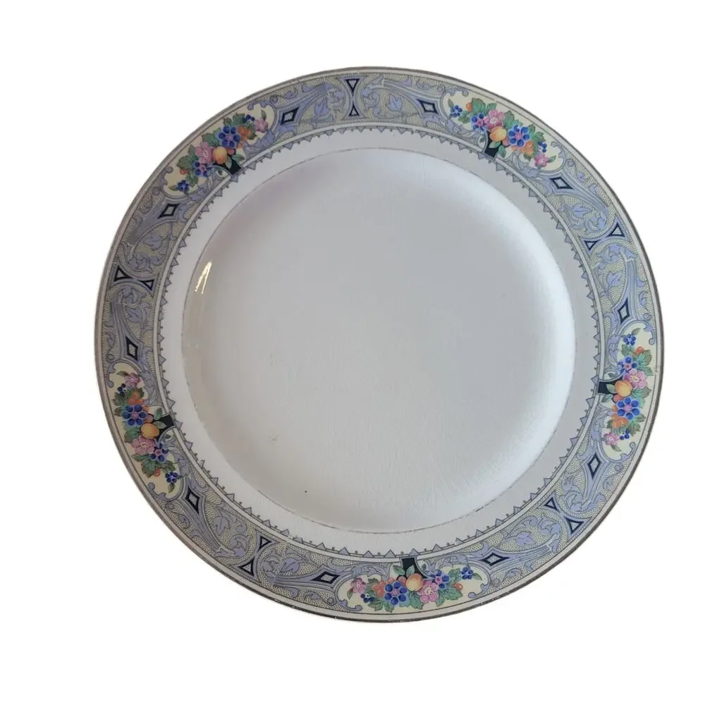 20s Vintage‎ Regal Ware RPCo made by Regal Pottery Co. 9 inch Plates England